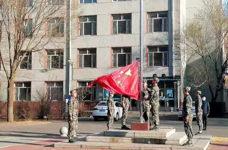 “向雷锋同志学习”主题升旗仪式一纪念为雷锋同志题词60周年系列活动